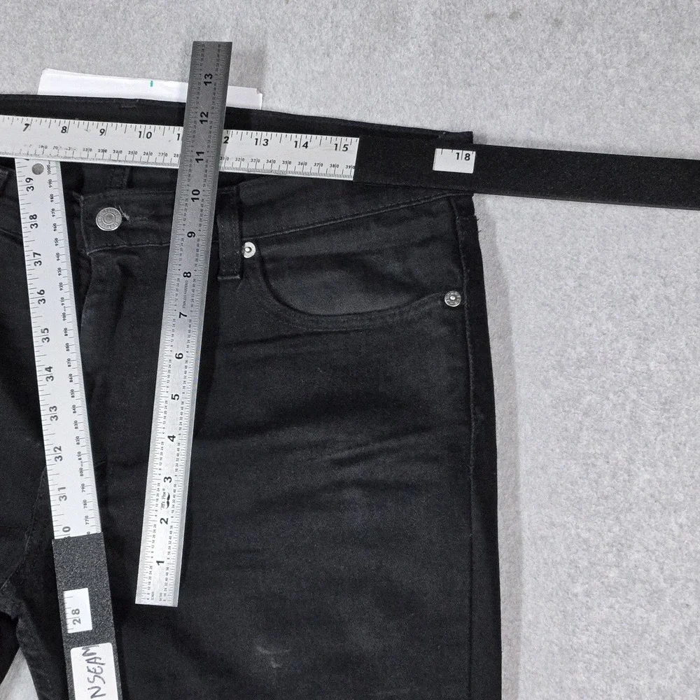 Levis *please carefully